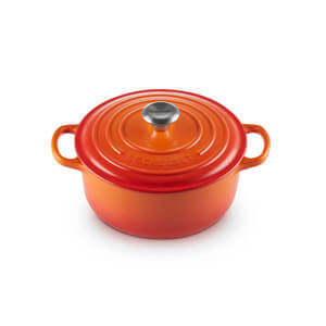 Le Creuset Signature Volcanic Cast Iron Round Casserole 20cm